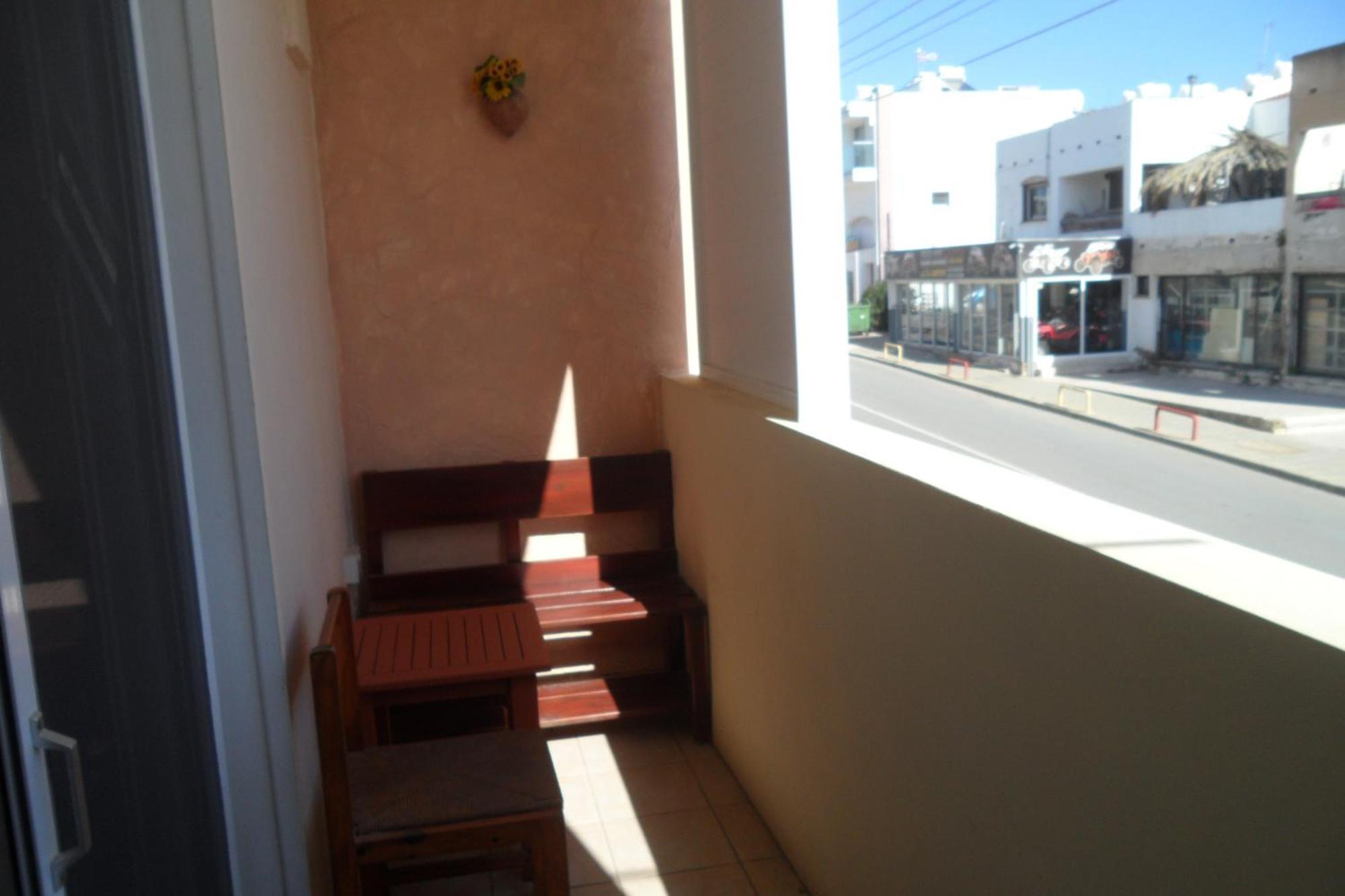 Family And Friends Flat Close To The Sea, Free Internet Agia Napa Exterior foto